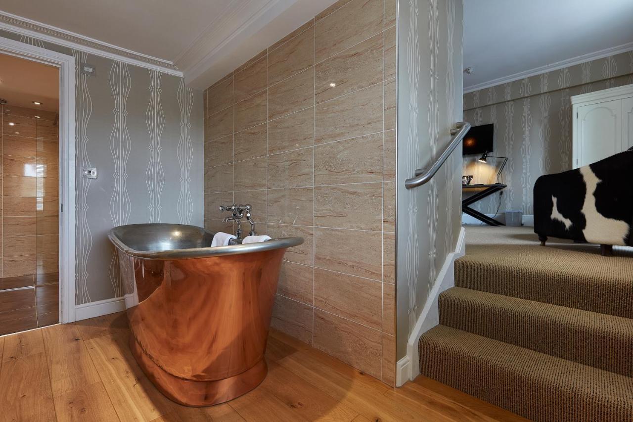 Angel Hotel Bury St. Edmunds Bagian luar foto