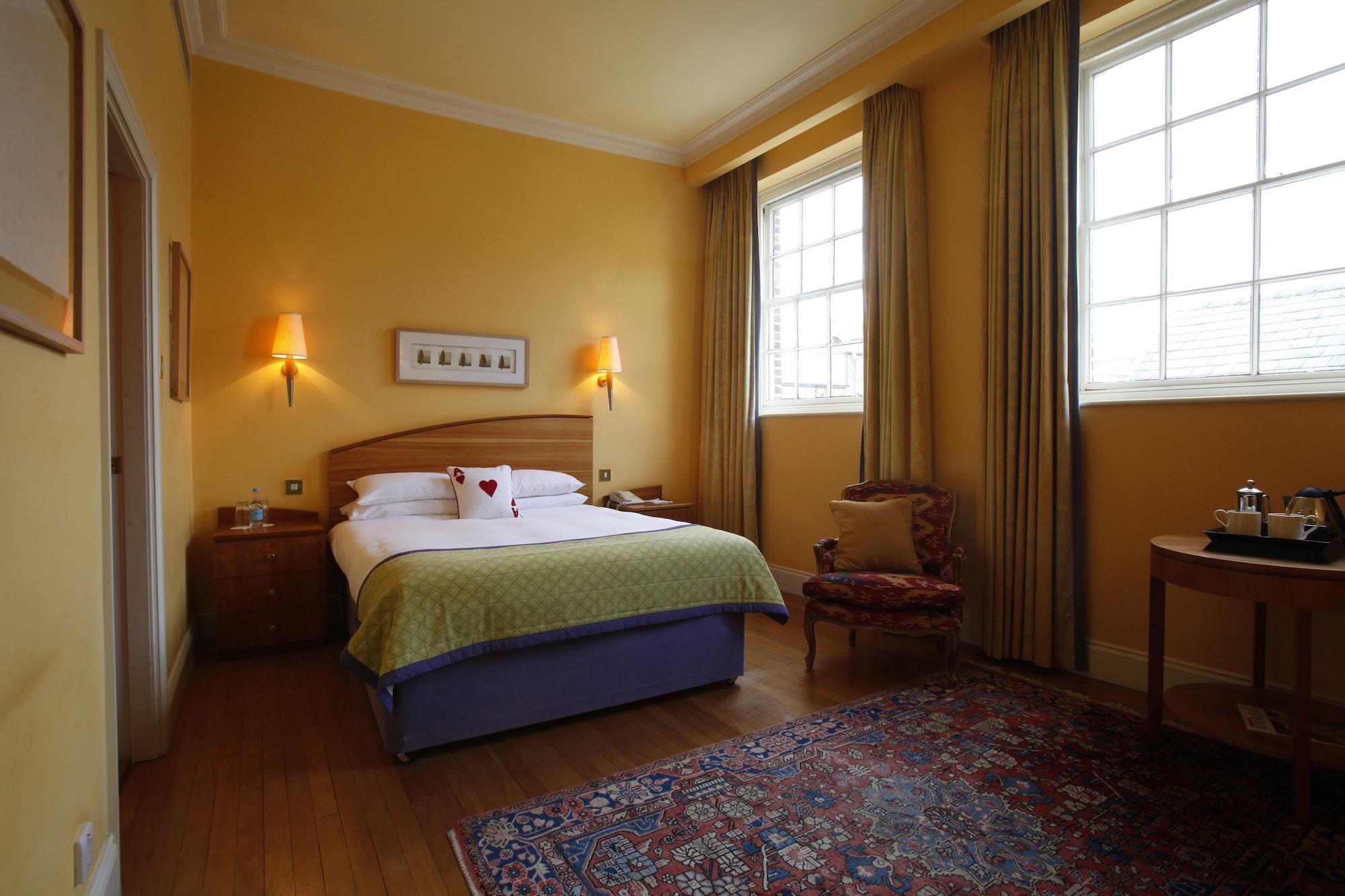 Angel Hotel Bury St. Edmunds Bagian luar foto