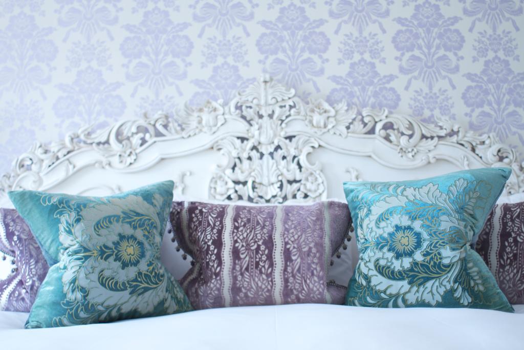 Angel Hotel Bury St. Edmunds Bagian luar foto